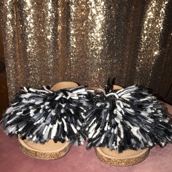 ugg cindi sandal size 10